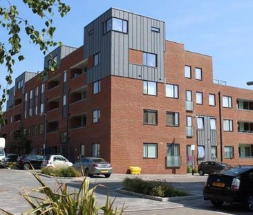 Studio to rent - Photo 6