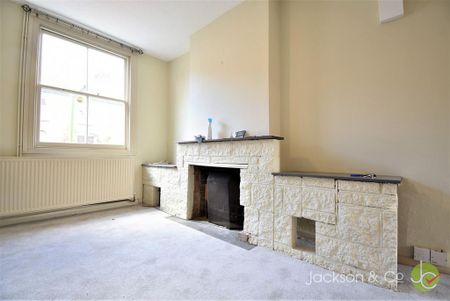 2 bedroom terraced house to rent - Photo 2