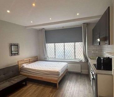 Woodland Way, London, NW7 - Photo 4