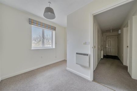 Orchard Gate, Bradley Stoke, Bristol - Photo 4