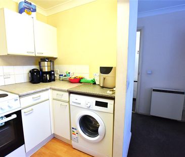 Mayday Road, Thornton Heath, CR7 - Photo 2