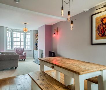 2 bedroom terraced house to rent - Photo 1