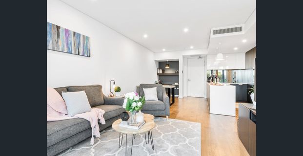 One-bedroom Furnished Retreat - - Photo 1