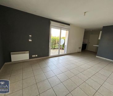 Location Appartement 2 pièces 54m² QUIEVRECHAIN 59920 - Photo 3