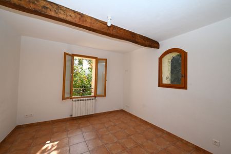 Location maison 5 pièces, 121.48m², Le Rouret - Photo 2