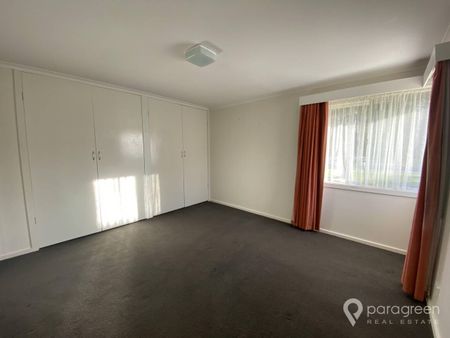 3 BEDROOM 1 BATHROOM HOME IN FOSTER - Photo 5