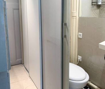 Logement à Paris, Location meublée - Photo 6