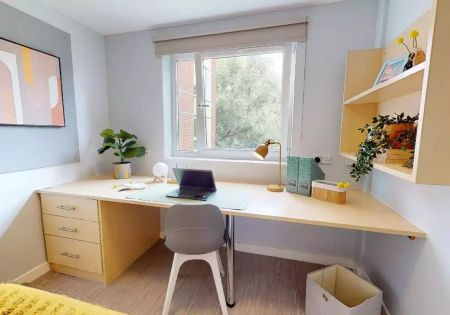 2 Bed Apartment Plus - Photo 2