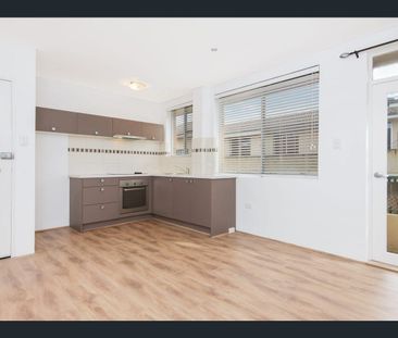 Beachside Living, Footsteps to Dee Why Beach - Photo 3