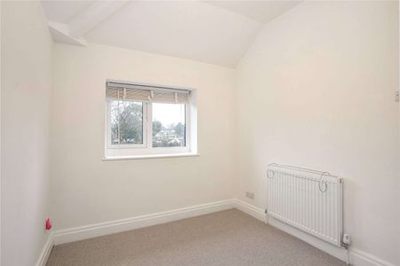 A stylish, recently renovated four bedroom house with home office in South Wilmslow - Photo 5