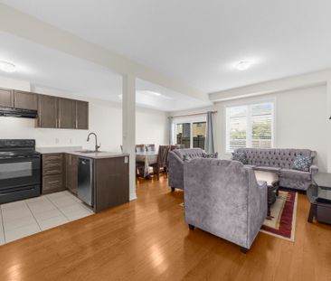 For Lease - 54 Medici Lane, Hamilton, Ontario - Photo 4