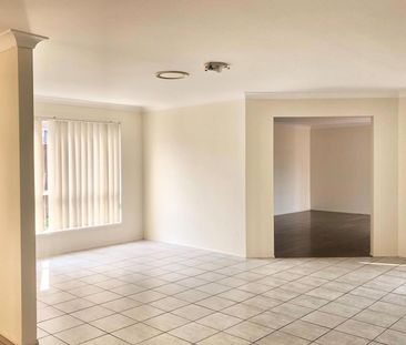 "EXPANSIVE FAMILY HOME IN CHERRYBROOK TECH ZONE" - Photo 2