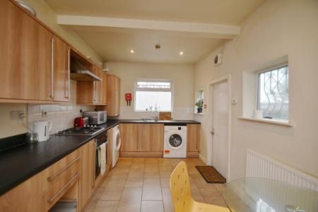 Filey Road, Fallowfield, Manchester, M14 - Photo 2