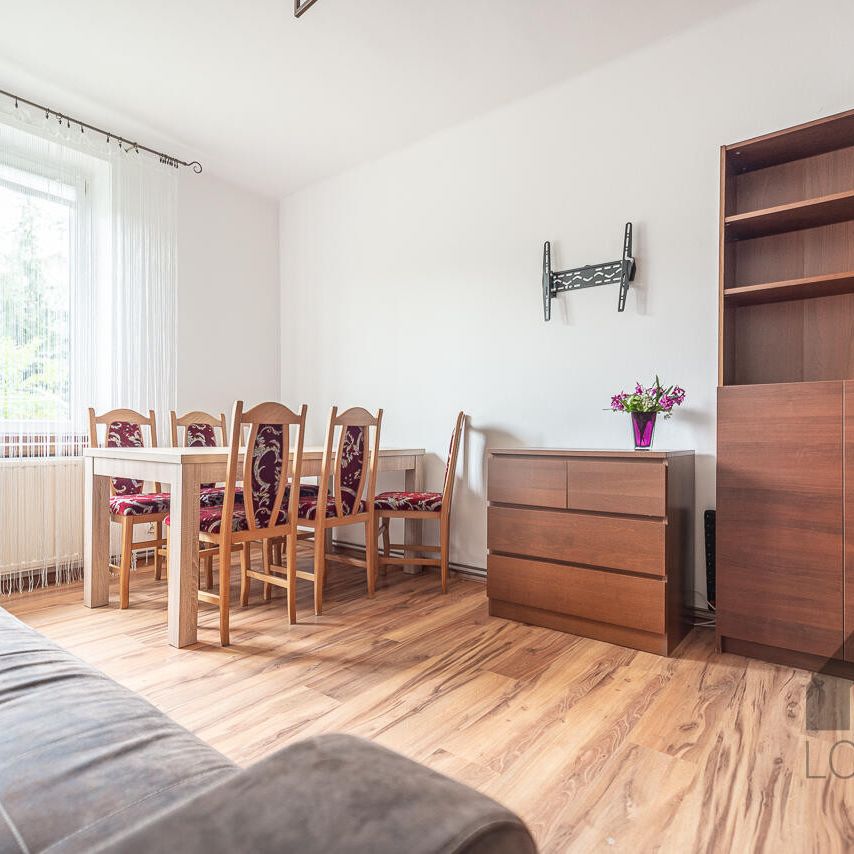 Wyposażone dwupokojowe mieszkanie na Jaworowej w Libiążu do wynajęcia | Wirtualny Spacer - Фото 1