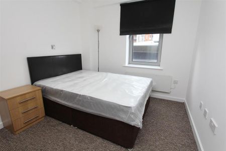 1 bedroom flat to rent - Photo 4