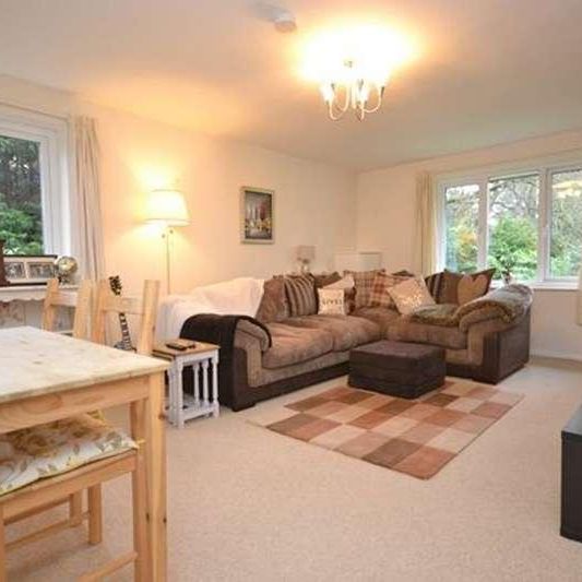 Douglas Rd, Harpenden, AL5 - Photo 1