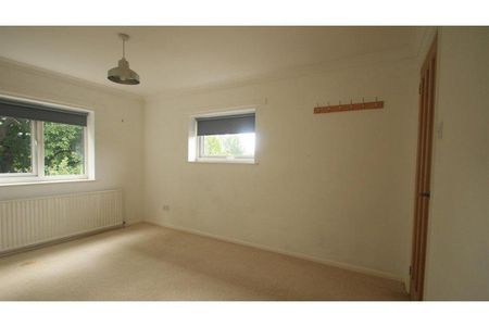 20, Woodside Drive, Radbrook, Shrewsbury - Photo 2