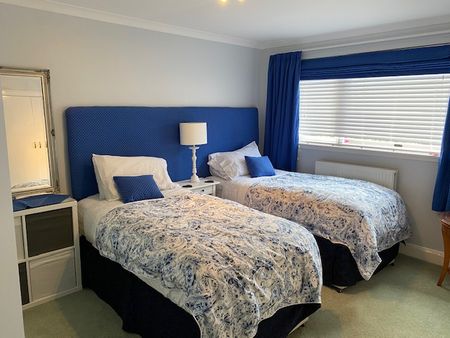 Castle Sands Cottage, The Scores, St Andrews - Photo 4