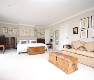 4 bedroom detached house to rent - Photo 4