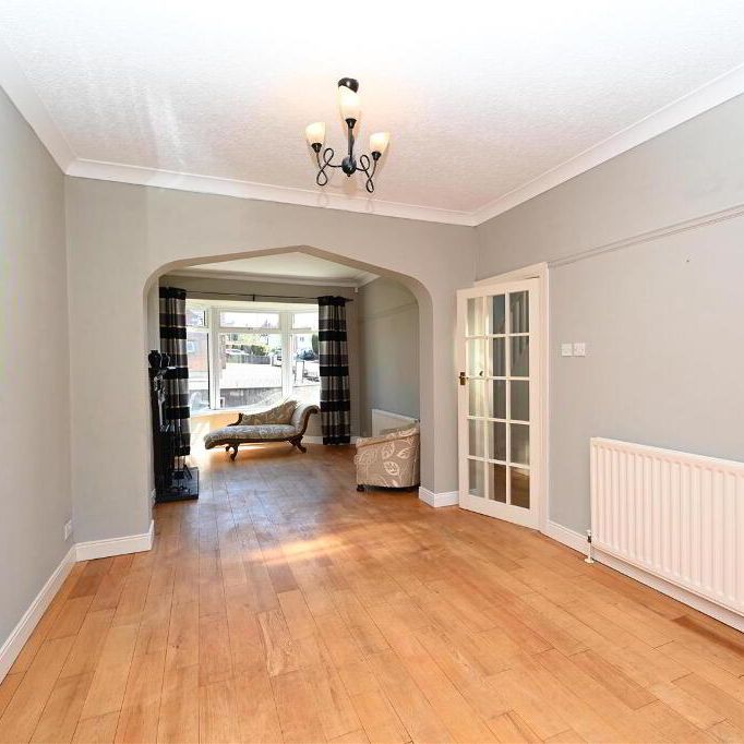 75 Newtownbreda Road, Belfast, BT8 7BS - Photo 1