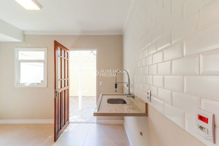 Casa em Condomínio com 3 quartos e 92m² para alugar em Camaquã, Porto Alegre. - Foto 5