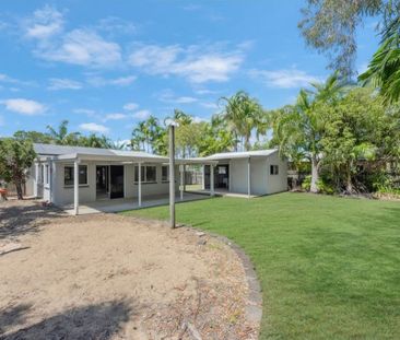 Spacious Family Retreat with Dual Living Areas and Prime Location - Photo 3