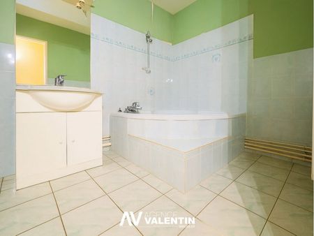 Appartement 4 pièces à Thiaucourt-Regniéville - Photo 4