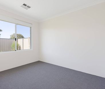 Brand New Family Home - Photo 4