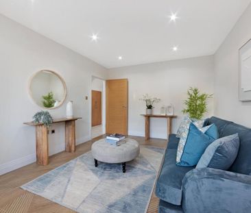 4 bedroom semi-detached house to rent - Photo 3