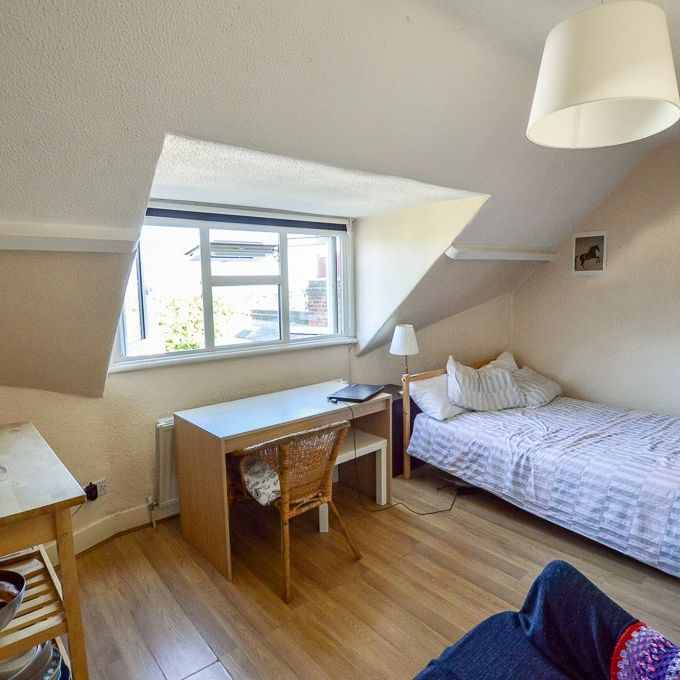 Muswell Hill Road, London, N10 3JE - Photo 1