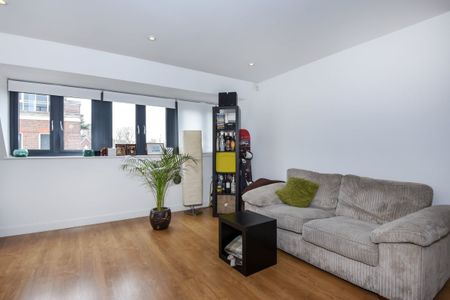 2 bedroom flat to rent - Photo 4