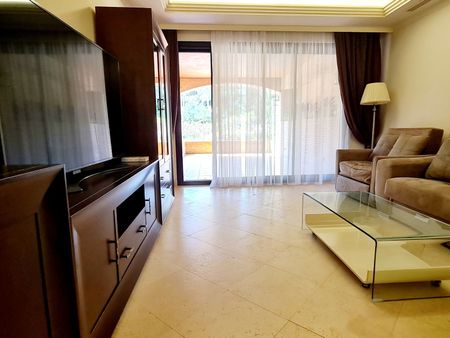 Ground Floor Apartment in Guadalmina Baja - Photo 3