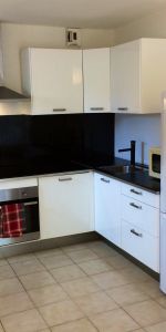 Location Appartement 2 pièces 32m² LUYNES 80ème - Photo 3