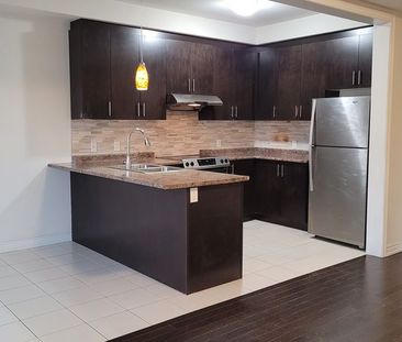 For Lease - 192 Northvale Road, Markham, Ontario - Photo 2