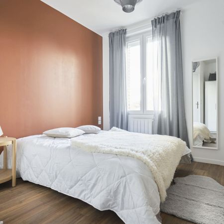 CARPENTIER Roommate 4 Bedrooms at Amiens - Photo 3