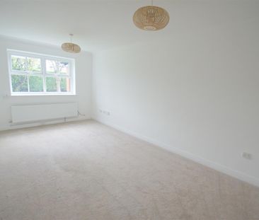 Wentworth Court, Nursery Lane, Leeds - Photo 3