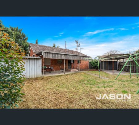 61 Kiewa Crescent, Dallas, Vic 3047 - Photo 5