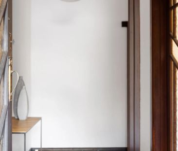 Gorgeous Family Living! - Photo 1