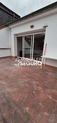 Alquiler de piso en Calle Nueve de Mayo - Foto 4