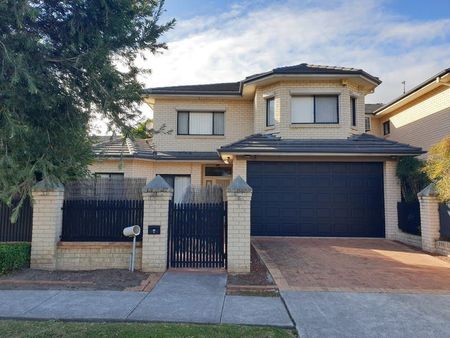 Spacious full brick townhouse - Photo 2