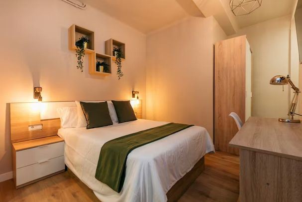 Carrer de Balmes, Barcelona, Catalonia 08006 - Foto 1