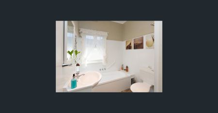 3 Bedroom Home with Plenty to offer - Photo 5