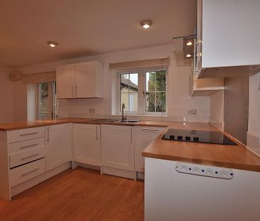 3 bedroom detached bungalow to rent - Photo 6