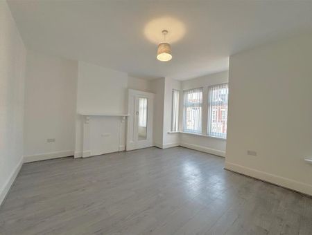 Hurst Grove - Photo 2