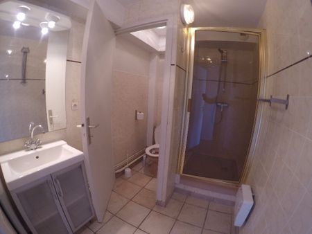 Location Appartement 1 pièce 30m² LA MADELEINE 59110 - Photo 3