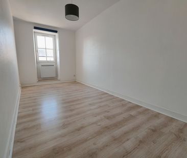 Location Appartement 3 pièces 53m² - Photo 2