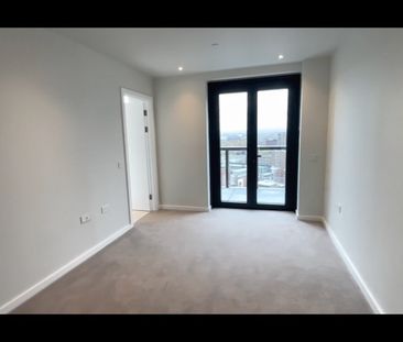 3 Bed Penthouse, Aspin Lane, M4 - Photo 4