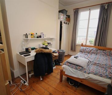 1 bedroom in a house share to rent - Photo 6