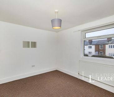 2 bedroom terraced house to rent - Photo 3