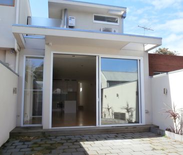 SUPERBLY DESIGNED THREE-BEDROOM HOME! - Photo 6